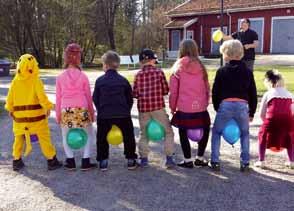 Tapahtumat 26.2. Perinnelaskiainen 15. 16.4. Pääsiäistapahtuma 15. 29.4. Riihimäen teatterin kanssa tuotettu Anja Erämajan runoihin perustuva Ehkä liioittelen vähän -esitykset museon perusnäyttelyn salissa.