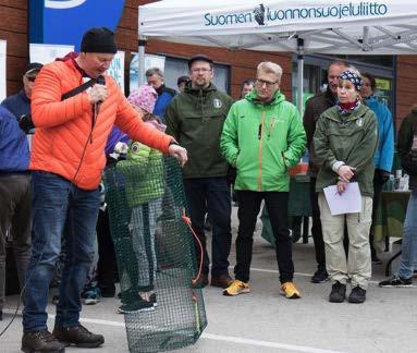 luonnonsuojeluliitto Etelä-Karjala -facebook-sivuilla. Tapahtu-massa oli paikalla toimittaja Ruokolahtelainen-lehdestä (liite 5).
