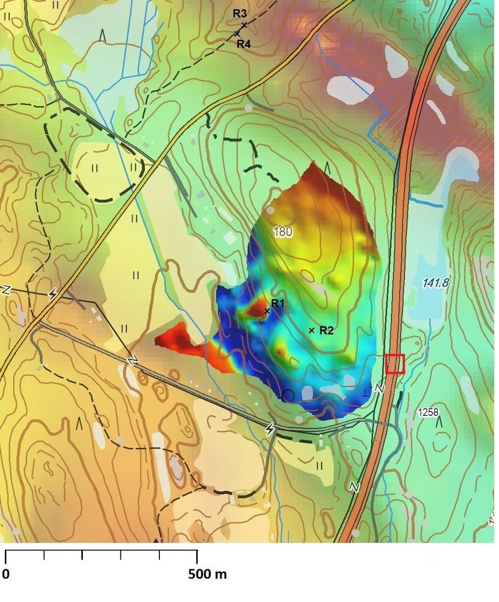 Kuva 4. Suolikon kairareiät R1 R4 aeromagneettisella kartalla, johon yhdistetty magneettinen maastomittausaineisto. Punainen neliö osoittaa Ysitien leikkauksen, jossa mineralisaatio on paljastuneena.