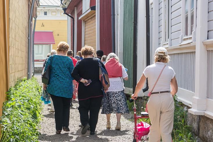 Liikuntaohjelmasta tiedotettiin Nivelposti-jäsenlehden lisäksi yhdistyksen kotisivuilla sekä sanomalehdissä ja tapahtumakalentereissa.