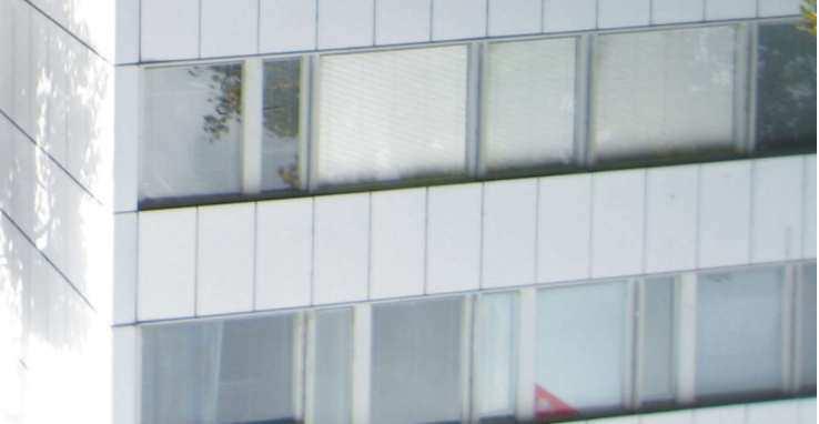 KIINTEISTÖ OY RAITINLUKKO Espoo - korttelisuunnitelma IKKUNAMUUTOS Ikkunanauhojen ~20cm levyiset pareittain kerroksissa vaihtuvat i k ku n a n p u i tteita p e i ttävät j u l k i s i v u j e n p u o