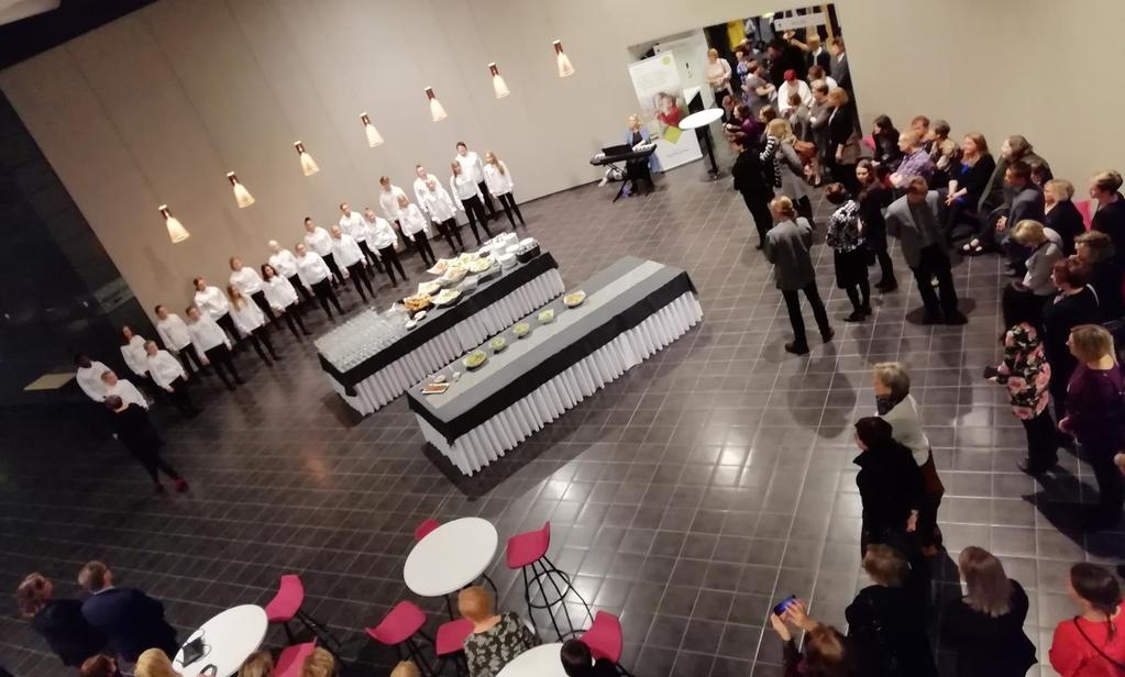 Sisällys LAPE-gaala nosti esiin muutoksen airueita 1 LAPE ei lopu, vaan muuttaa muotoaan 4 20 nostoa hankkeen tuloksista 5 Muutostyön organisoituminen hankkeen aikana 2017 2018 7 Muutostyön