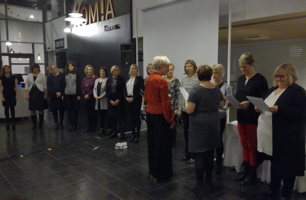 varhaiskasvatuksen ja perheneuvolan ammattilaista.