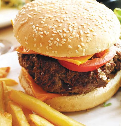 vähärasvaista naudan jauhelihaa 2 dl cheddarjuustoa ¾ dl tuoretta hienonnettua korianteria 1 tl juustokuminaa 2 hienonnettua valkosipulinkynttä 1 tl suolaa 2 hienonnettua jalapeñoa 8