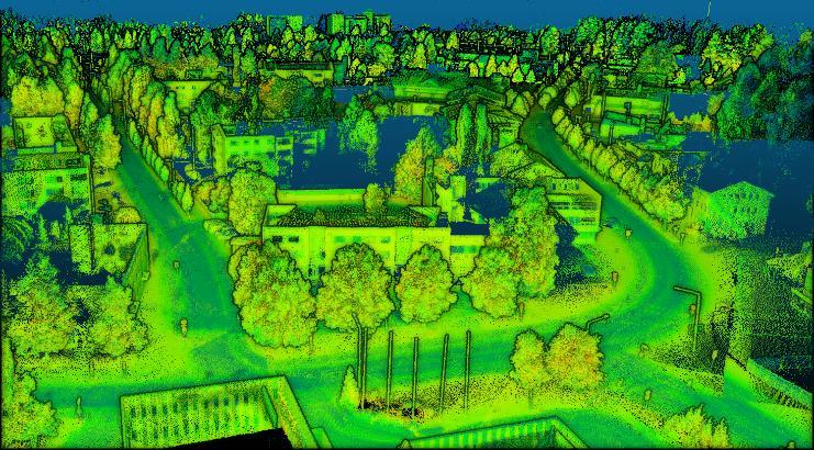 Projektin selvitys 13 Kuva 2 RPAS-ilmakuva- ja mobiilaserkeilauspistepilven vertailua. Yllä RPAS-ilmakuvausaineistosta muodostettu RGB-pistepilvi.