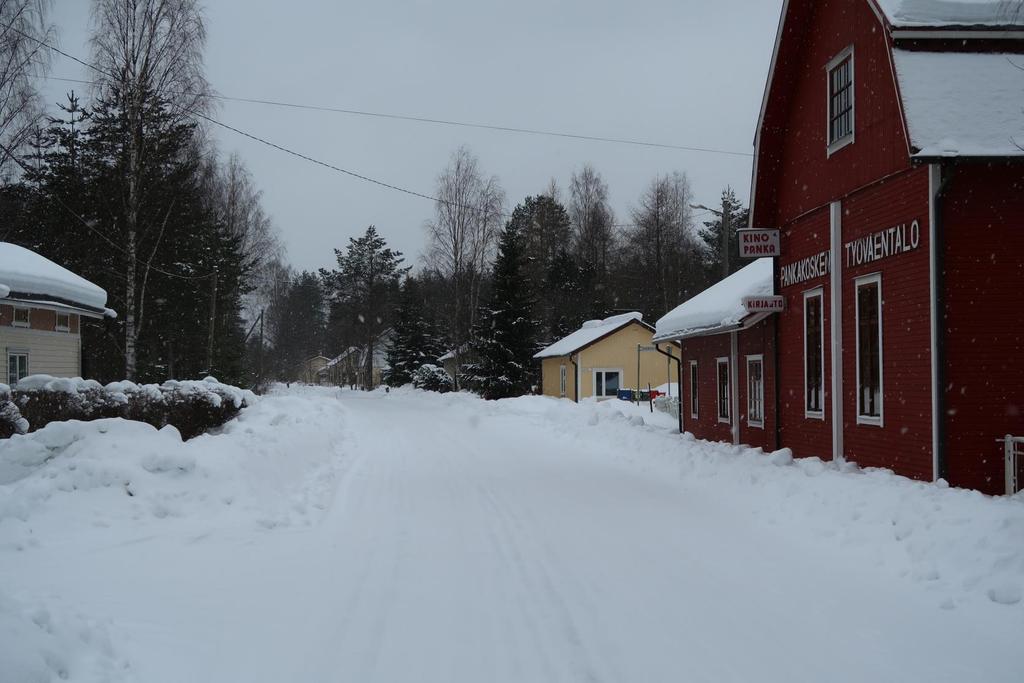 PANKAKOSKI - Ruukki 1820-luvulla - 1900-luvun alussa puuhiomo - 1912 kartonkitehdas -