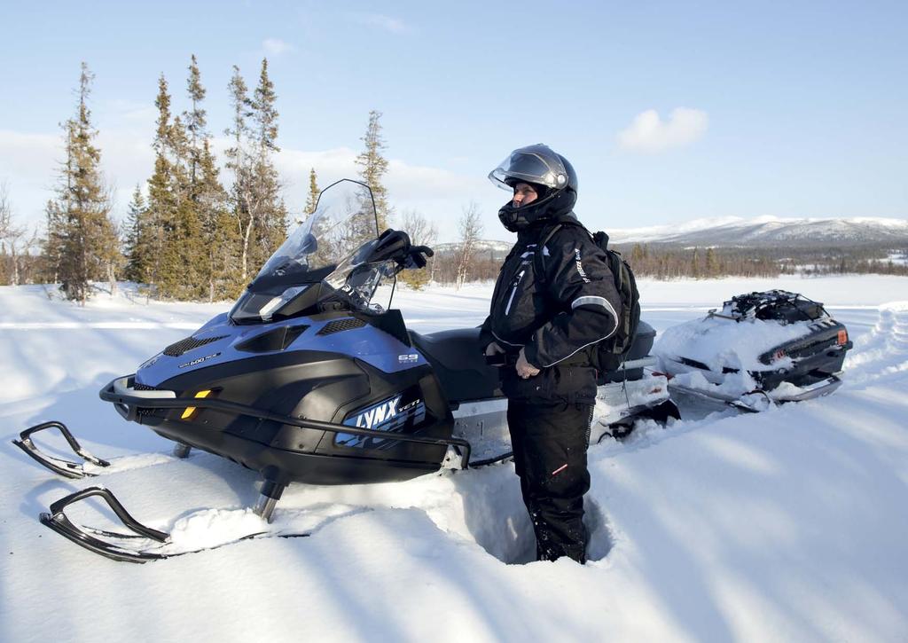 UTILITY TALVELLA RIITTÄÄ TEHTÄVÄÄ. TÖISSÄ JA VAPAALLA VAKUUTTAA LYNX SNOWHOW.