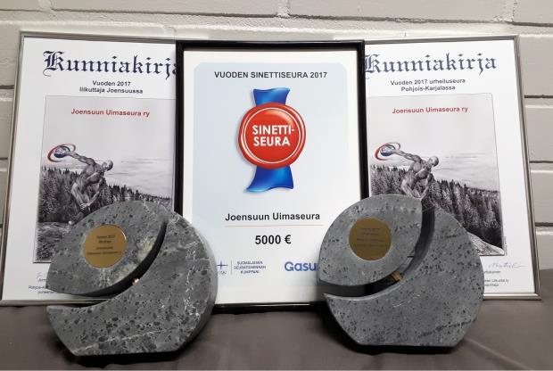 Samaisessa Urheilugaalassa Joensuun Uimaseura palkittiin myös vuoden 2017 Liikuttajana Joensuussa sekä Urheiluseurana Pohjois-Karjalassa.