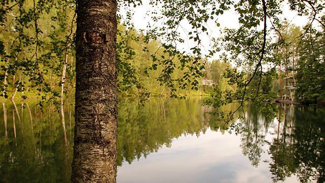 Aamiaisella voit nauttia raikkaista vihanneksista ja hedelmistä, erilaisista leikkeleistä, vastapaistetuista leivistä, lämpimistä ruoista ja lopuksi vaikka palalla makeaa.