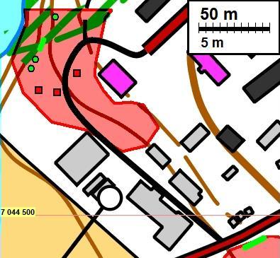Kartan etelälaidassa oleva punainen pallo on tarkemmin rajaamaton kivikautinen asuinpaikka Kiikkuniemi, jota ei tutkittu tämän tarkkuusinventoinnin yhteydessä.