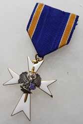 Cross badge 120 1087 Estonia Valkoinen risti / White Cross of the Civil Guards 80 1088 Sweden Plaketti Suomen