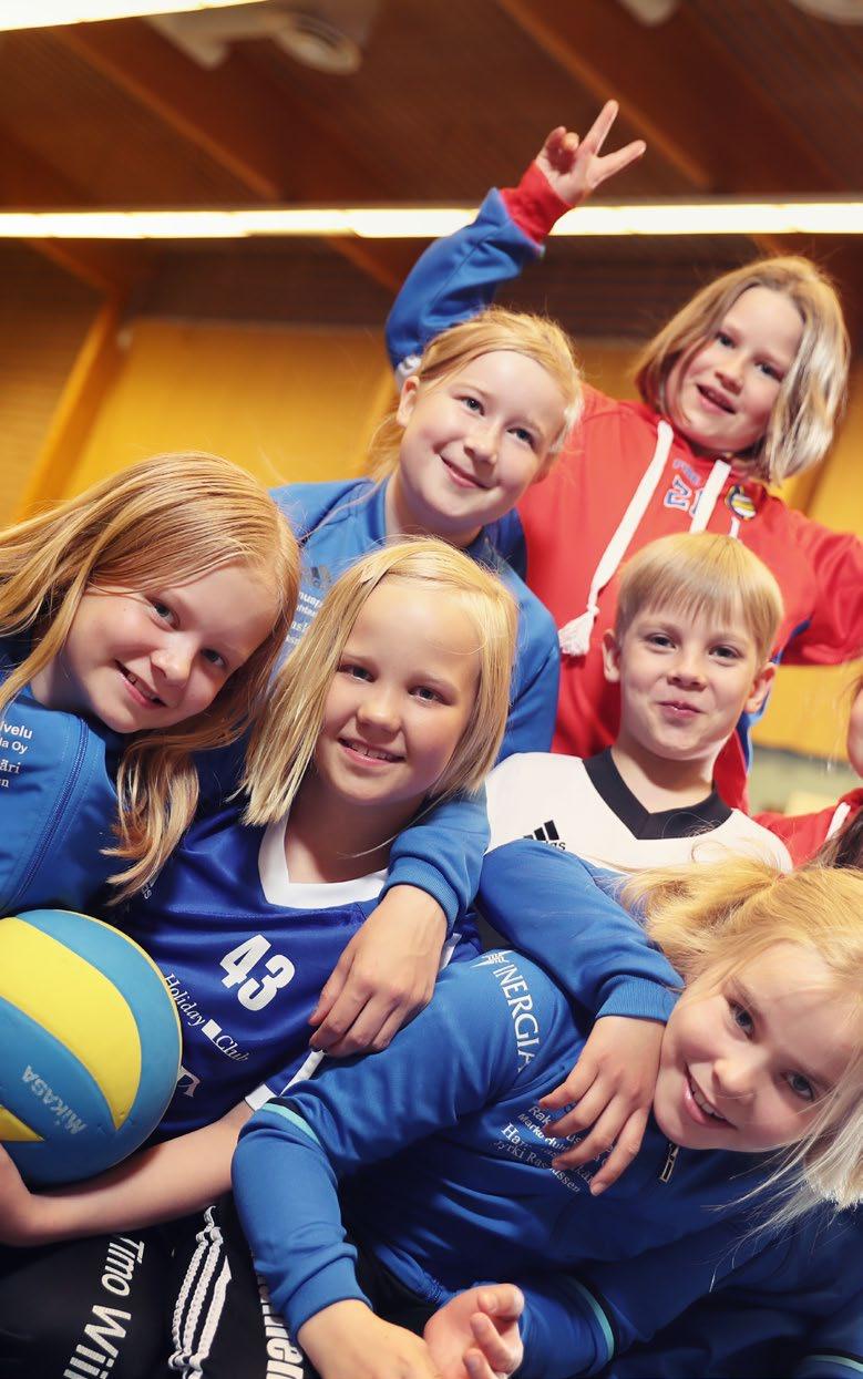 Osakkuusyhtiö Ellappi Oy Yhteistyötä sähköurakoinnin kehittämiseen Vuodenvaihteessa Inergian ja Utsjoen Sähköosuuskunnan omistama sähköurakointiyhtiö Ellappi Oy:n omistuspohja laajeni, kun Napapiirin