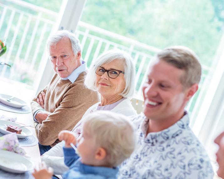 TERVEYSPALVELUT Palvelujohtaja, johtava lääkäri Arja Lassila, puh. 040 352 8162 Palvelupäällikkö Maria Keto, puh.