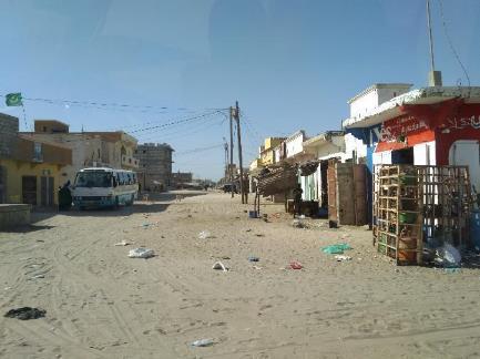 Toukokuu 2018, kummikirje 1/2018 Dakar, Senegal / Nouakchott, Mauritania Hyvät Mauritanian lasten kummit! Kuva 1: Nouakchott Terveisiä Länsi-Afrikasta.