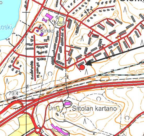 Sienimäen asuinalueen läheisyydessä rautatien eteläpuolella sijaitsee valtatie 6, joka on myös melunlähde.