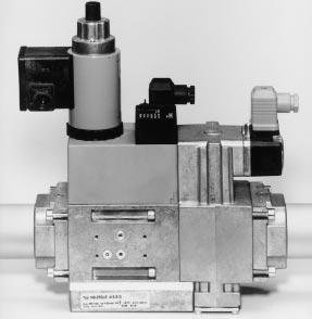 Yleiskuva/Oversigt/Översikt/Oversikt Venttiilien sähköliitäntä (pistoke DI E 7 0-80) El-tilslutning ventiler (stik DI E 7 0-80) Elanslutning ventiler (kontakt DI E 7 0-80) Elektrisk tilkopling for