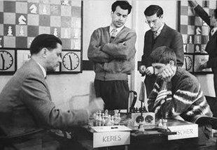 Myöhemmin Keres matkusti turnauksiin ilman päällystakkia, joten luottamus häneen oli muodostunut Neuvostoliitossa vahvaksi kaikilla tasoilla.