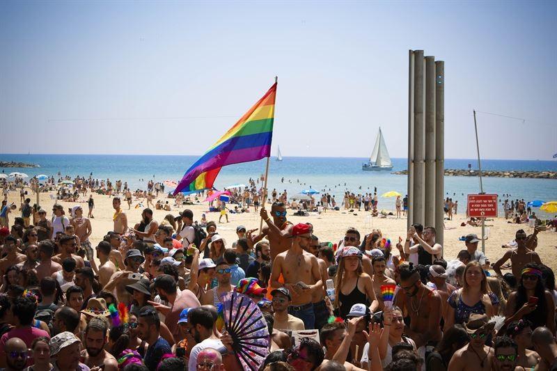 Tel Aviv Pride 2018 -festivaali 10 päivää Kaupungin jokavuotinen Pride Parade pidetään tänä vuonna 8.6. ja se esittelee jälleen kerran Tel Avivin LGBTQ-yhteisön kirjavuuden.