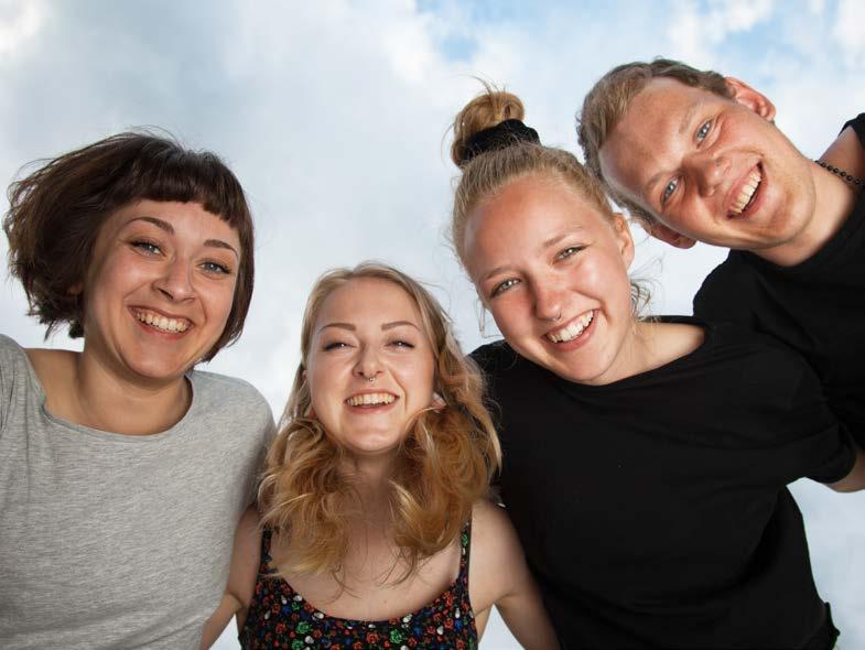 Kysyttävää hakemisesta? Ota yhteyttä Hakupalveluihin 040 174 5579, hakupalvelut@keuda.fi Palvelemme myös chatissä keuda.fi. Kiinnostaako oppisopimuskoulutus?