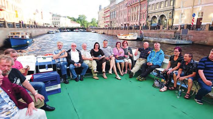 Vasemmalta Jouko Paija, Aleksi Heikkilä, Hannu Lindholm, seilori Olé, Sergei Tsymljakov, Lasse Laaksonen ja Seppo Pikkumäki.