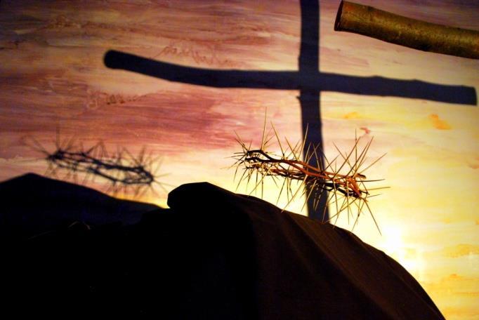 su 1.4. klo 10 Pääsiäisaamun messu Hämeenkyrön kirkossa. Jeesus on noussut kuolleista! Mari Metsävainio, Heidi Olkinuora pe 30.