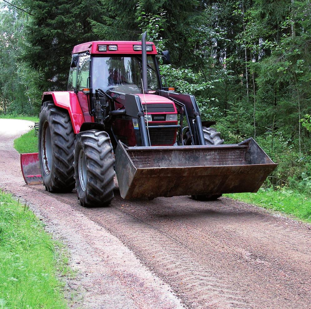 HUULILEVYT KAUHAN HUULILEVYT 500 HB hitsattavat kauhan huulilevyt on tarkoitettu asennettavaksi traktorien etukuormainten tms vastaavien