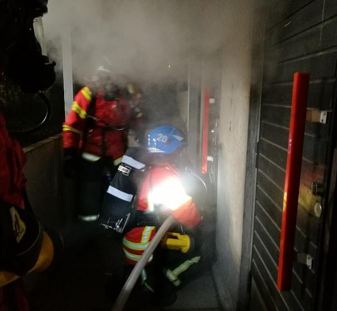 27 LIITE 2 HÄLYTYSOSASTON TUNNUSLUKUJA OSALLISTUMINEN VIIKKOHARJOITUKSIIN Nimi HT+ OT lkm HT+OT h.