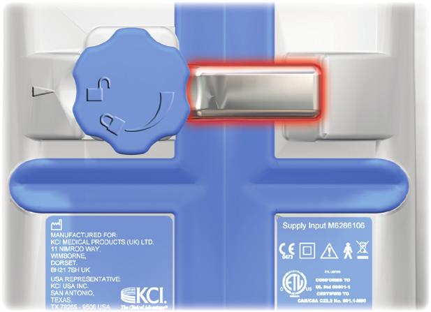 INFOV.A.C. -hoitoyksikön kiinnittäminen IV telineeseen 1. Varmista, että vipu on vaakasuorassa. 2.