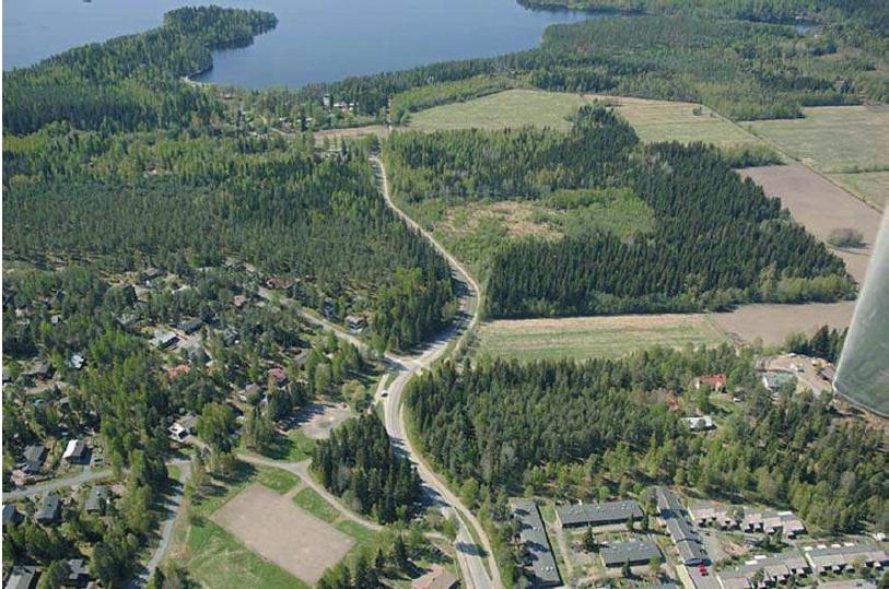 TONTTEN SJANT Sampo sijaiseva n., ilomeriä Hämeenlinnan aupungin esusasa lounaaseen. Alla olevassa viisoilmauvassa (evä ) näyy esellä Loimalahdenie evyliienneväylineen.