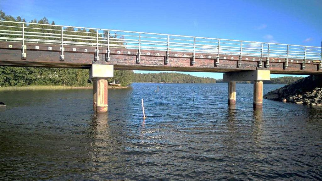 Svinhufvudin väylän läntinen haara kohti Kuuksenen väylää ja Lemiä päättyy sillan edustalle. Kuva 6.