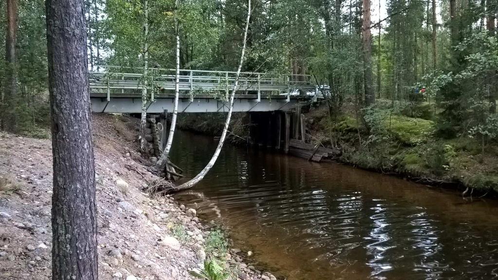 FCG SUUNNITTELU JA TEKNIIKKA OY Yleissuunnitelma 7 (12) Kuuksenen väylä: Kuuksenenselällä sijaitseva väylä yhdistää Syväsalmen sillan, Lemin