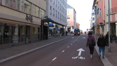 liikennemuodoilla.