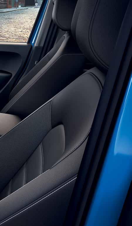 Laadukkaampi Selkeä kojelauta Premium-varustelulla, modernit infotainment-järjestelmät ja Car-Net-mobiilipalvelut Amarok tekee vaikutuksen suurilla tiloillaan, erinomaisella