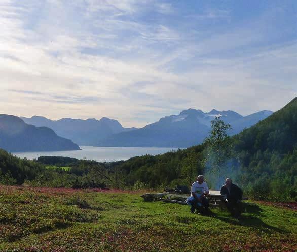 Auf dieser Wanderung in das Olderdalen können Sie nicht nur die großartige Natur erleben, sondern Sie bekommen auch viele Informationen über die Lebensweise der Menschen, die hier früher gelebt haben.