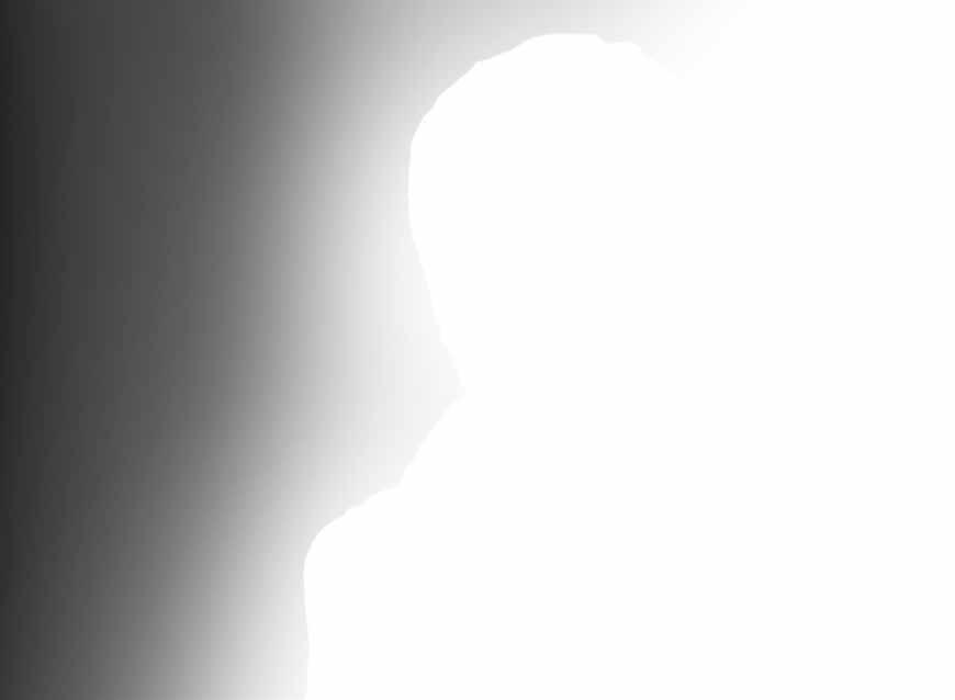 Mikään ei kuitenlähetystyöhön Teksti ja kuvat: Kristiina Paananen Pietarilainen Tanja Shadrunova pyörittää kädessään hänelle kallisarvoista pientä kirjaa, venäjänkielistä Raamattua.