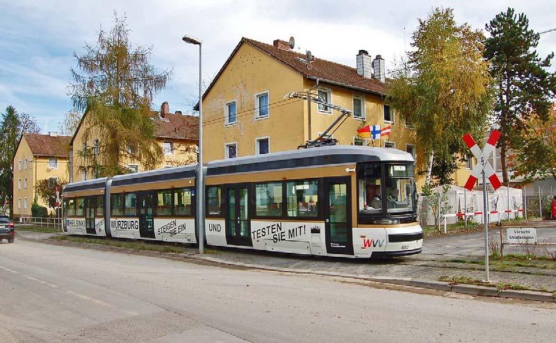 4 / 5 24.4.2018 klo 18:45 Linjalla 4 Wûrzburgissa 15.10.2014. Kuva Jorma Rauhala. HKL 402 Würzburgissa linjalla 1. Kuva 14.10.2014 Jorma Rauhala. Vaunun aikataulu Würzburgissa.