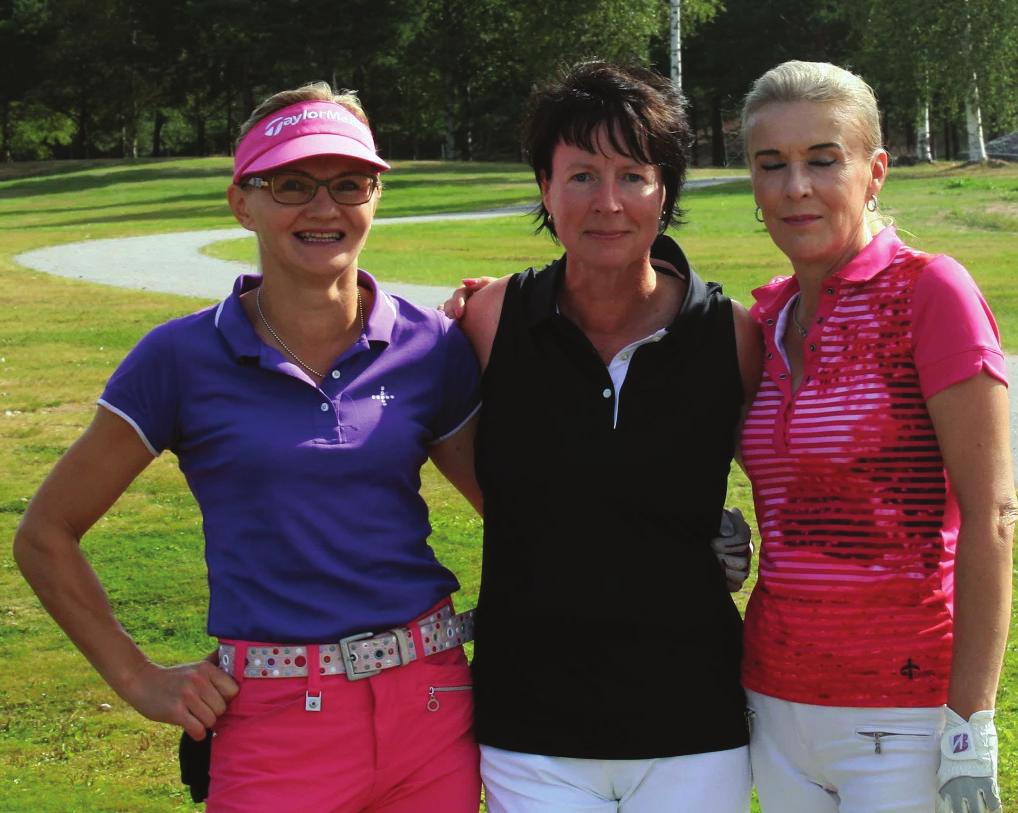 oli tänä vuonna samalla valtakunnallinen golfiin tutustumispäivä. Naiset kutsuivat omia ystäviään mukaan tutustumaan golfiin. Saimme mukaan innokkaita naisia parisen kymmentä.