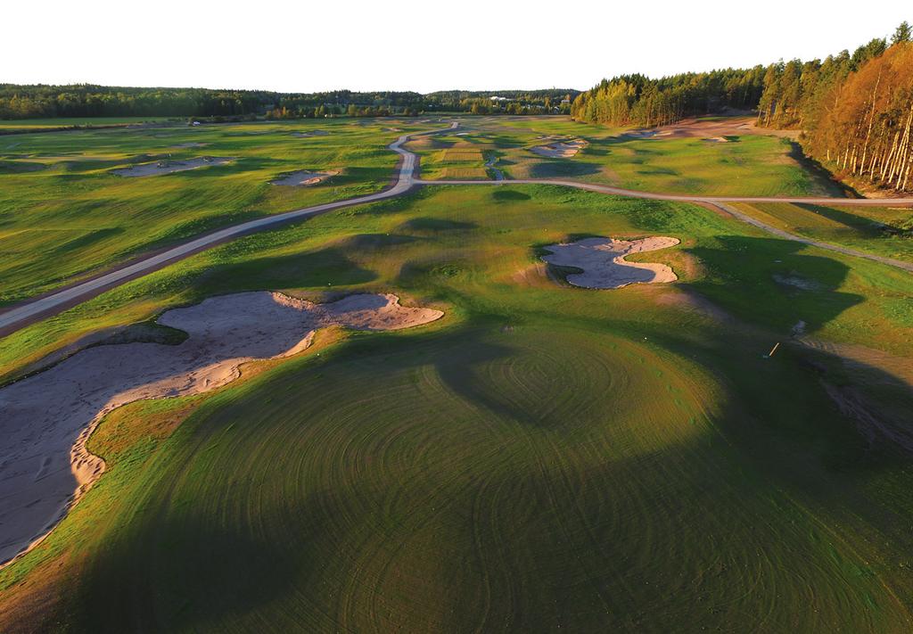 GOLFKAUSI 2017 Tavoitteena päämäärän mukaisesti tavoitteemme on olla mielenkiintoinen, haluttu ja pelimahdollisuuksiltaan alueen paras kenttä. Palvelujen ja tarjonnan kehittämistä jatketaan.