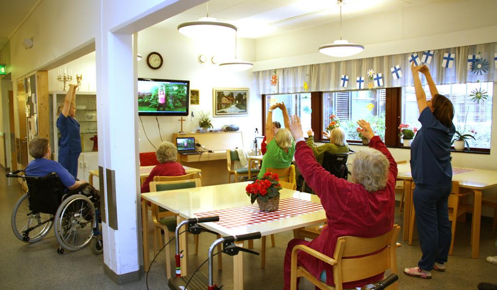 Seniors-palvelun liikuntaharjoitteista voimaa ja virtaa ikääntyneiden arkeen NIINA HOLAPPA KUNTOUTUSTEKNOLOGIA Kuva 33.