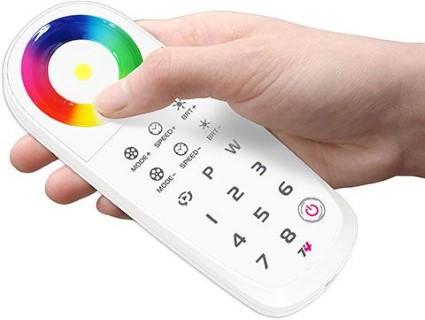 4GHz RGBW Touch remote control 5V valkoinen (13698) tuotekoodi: 13698 syöttöjännite: 5V korkeus: 22mm leveys: 55mm pituus: 145mm paino: 200g rungon väri: valkoinen