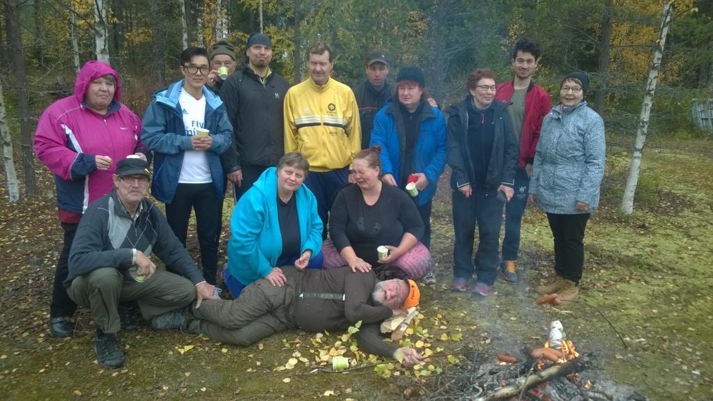 2015. Leirin sisältö koostui perinteen välittämisestä ja eläväksi tekemisestä.
