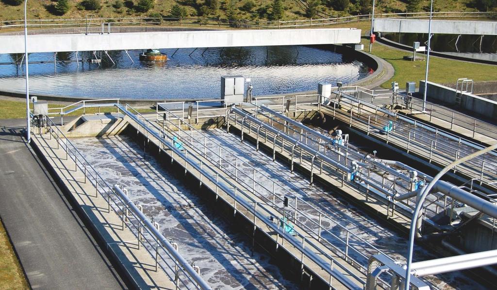 SQ jätevedenpuhdistamoilla Tulo- ja lähtövirtaaman monitorointi, hulevesien ylivuodot Modernia laitoksen hallintaa on-line virtausmittauksella Jätevedenpuhdistamolle tulevan veden määrä on tärkeä
