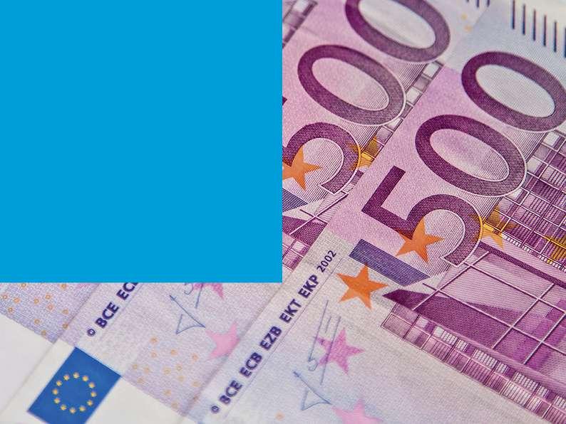 SEURANTA- JA ARVIOINTIMEKANISMIT J okainen Euroopan neuvostoon liittyvä valtio suostuu siihen, että riippumattomat seurantamekanismit arvioivat, miten kyseinen valtio noudattaa ihmisoikeuksia ja