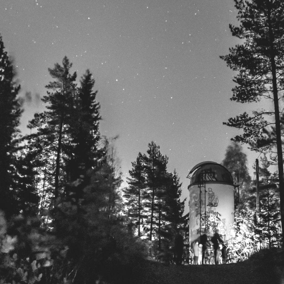 Rihlaperän tähtitorni Jyväskylän Siriuksen Rihlaperän tähtitorni on moderni harrastaja-observatorio Jyväskylässä.
