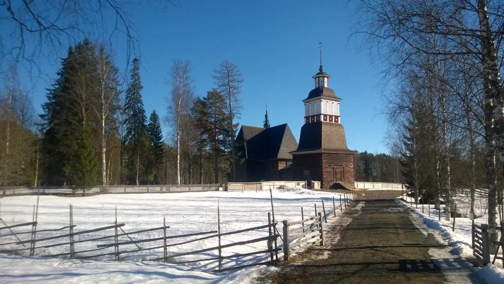 FCG SUUNNITTELU JA TEKNIIKKA OY LIITE 2. Maisemaselvitys 6 (29) Kirkkosalin ristivarsissa on korkealle kaartuvat tynnyriholvit ja ristikeskuksen yllä kulmikas välikattokupoli.