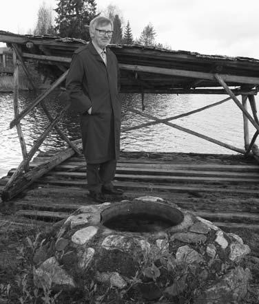 En Hyvinkää Anna havis la unuan prelegon el la prelegserio, kie en urba biblioteko ŝi rakontis pri samaj motivoj en la fabeloj de diversaj landoj.