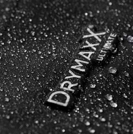 DrymaxX on kalvollinen materiaali, joka estää veden pääsyn lävitseen, mutta päästää höyrystyneen kosteuden ulos. Products with the DrymaxX logo have been designed for extreme conditions.