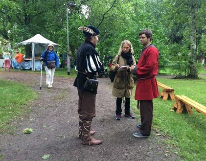 Eva Ahl-Waris & Andreas Koivisto HISTORIEBRUK OCH ERFARENHETER FRÅN MEDELTIDSMARKNADERNAS VÄRLD FÖRSTÅ DEN FÖRSTA MARKNADEN I VANDA 2016 Sommaren skapar utomhusevenemang i vårt svala Finland,