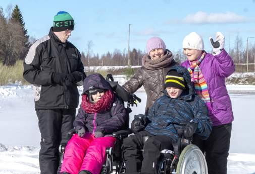 Ihmisen kunnioitus perusta Luotettavuus tukijalka Tuloksellisuus suunta selvillä Uudistuminen liikkeellä olo Arvostamme asiakkaamme itsemääräämisoikeutta, täysivaltaisuutta, yksilöllisyyttä ja