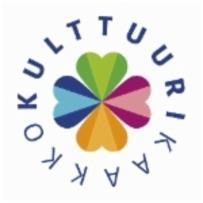 Hintaan sisältyy bändiopetus, henkilökohtaista instrumenttiohjausta, kevyt musiikinteoriaosuus, kehorummutusosio, lyömäsoitinworkshop, biisinkirjoitusklinikka sekä musan tekoa ipadilla tai